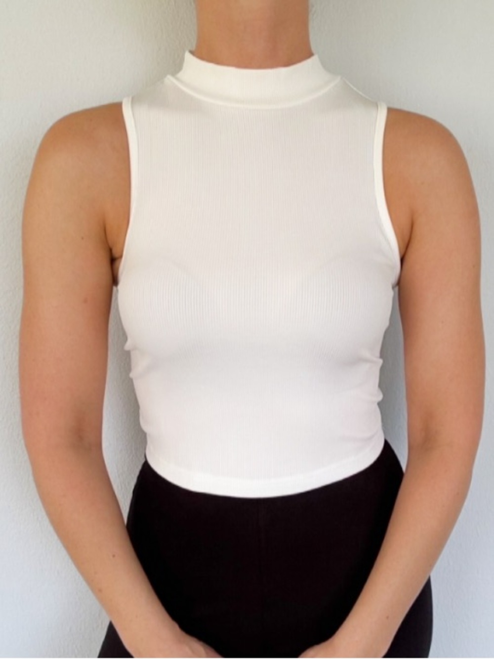 SHEIN white stretch ribbed knit mock neck sleeveless crop top size large